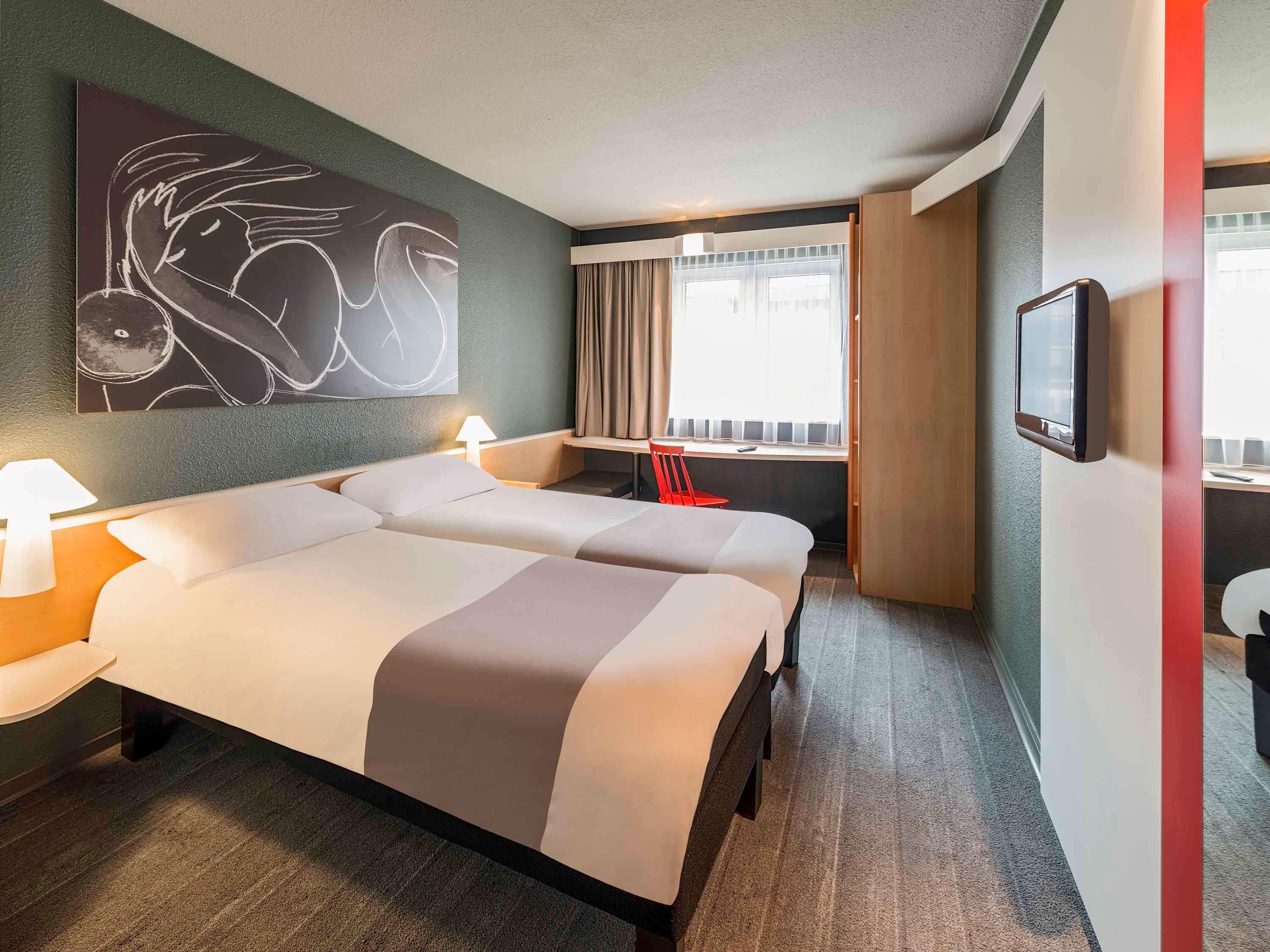 Hotel Ibis Parkstadt Schwabing Monaco di Baviera